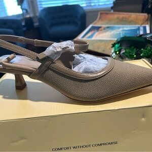 Cosy Island- GraceLithe Pointed Toe Heeled Mules - Elegant Tan Slingback Heels 9